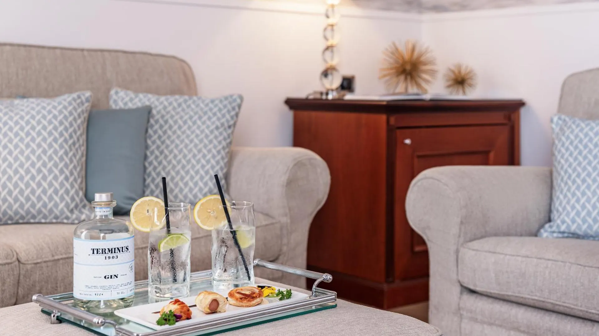 Starhotels Terminus Naples 4*,  Italy