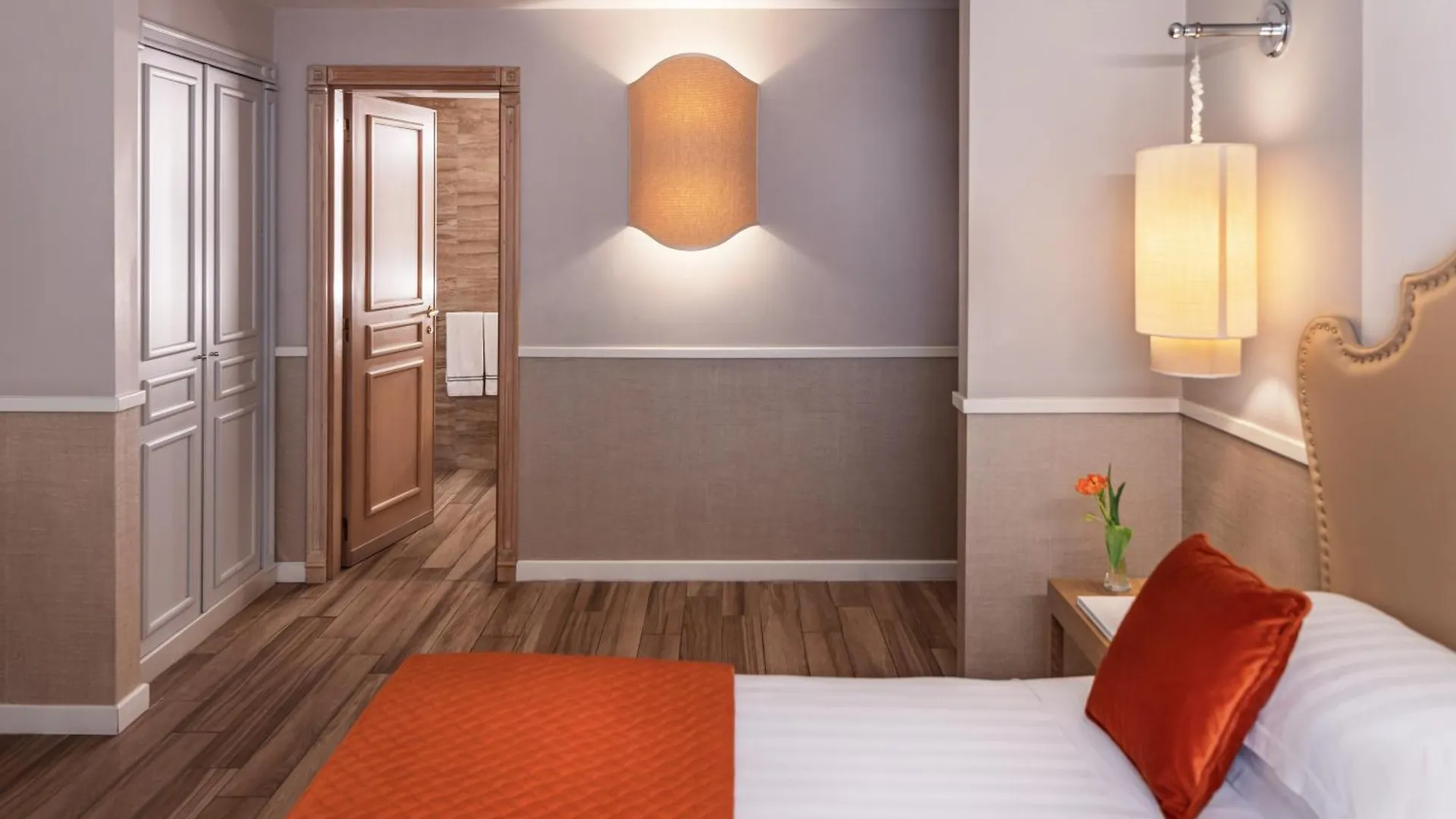 Starhotels Terminus Naples Hotel
