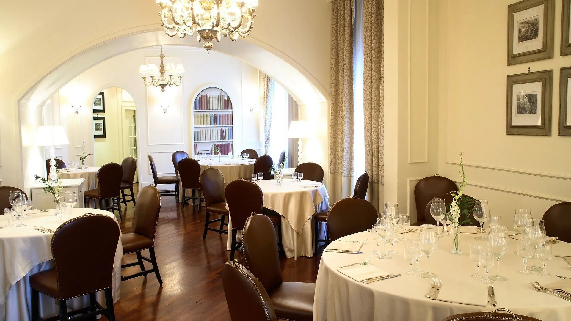 Starhotels Terminus Naples 4*,