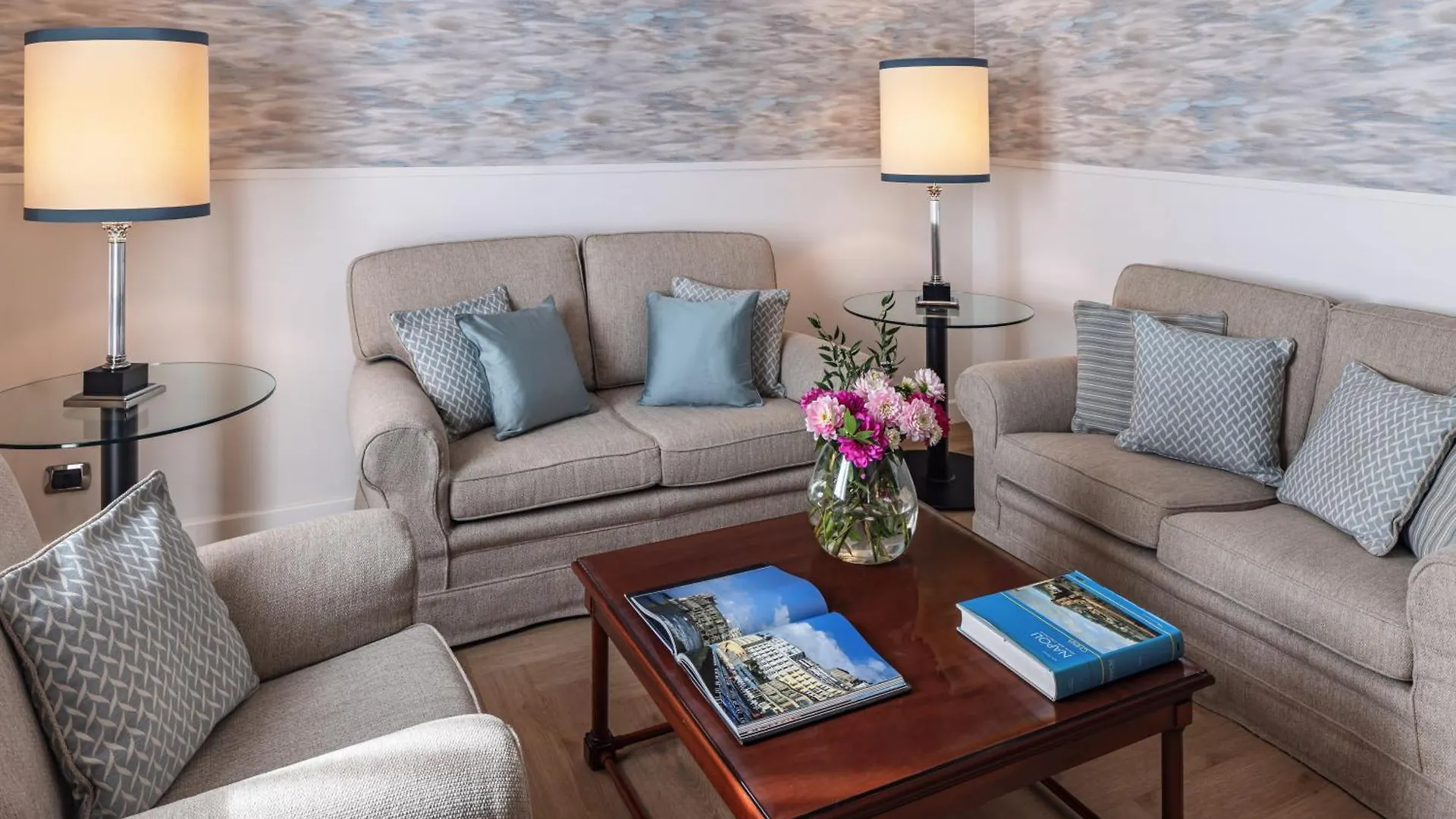 Starhotels Terminus Naples 4*,