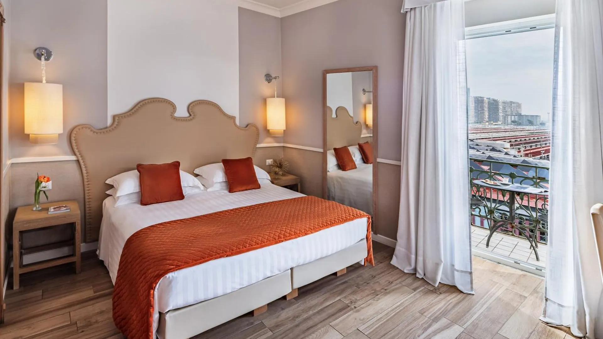 Starhotels Terminus Naples