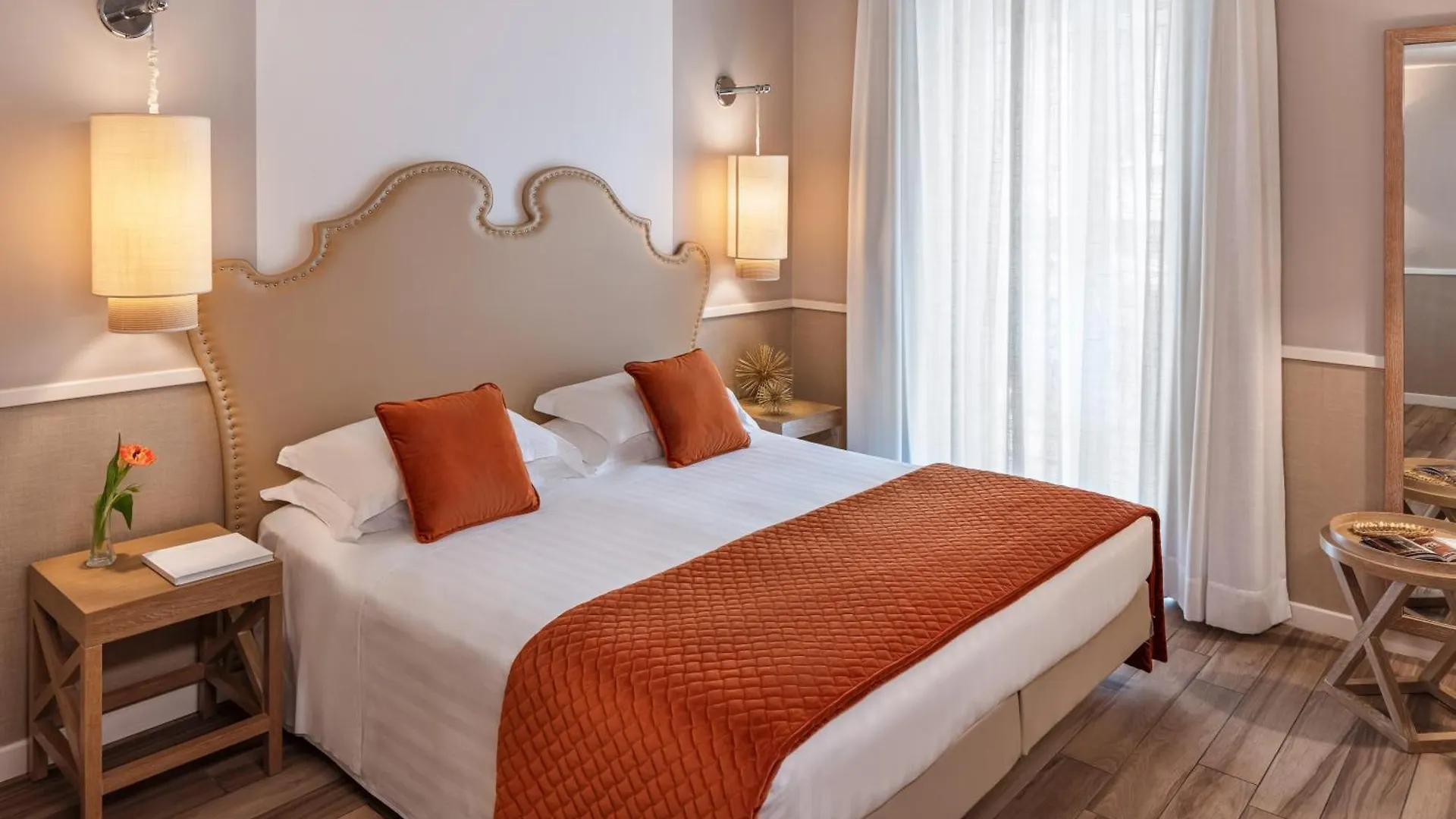 **** Hotel Starhotels Terminus Naples Italy