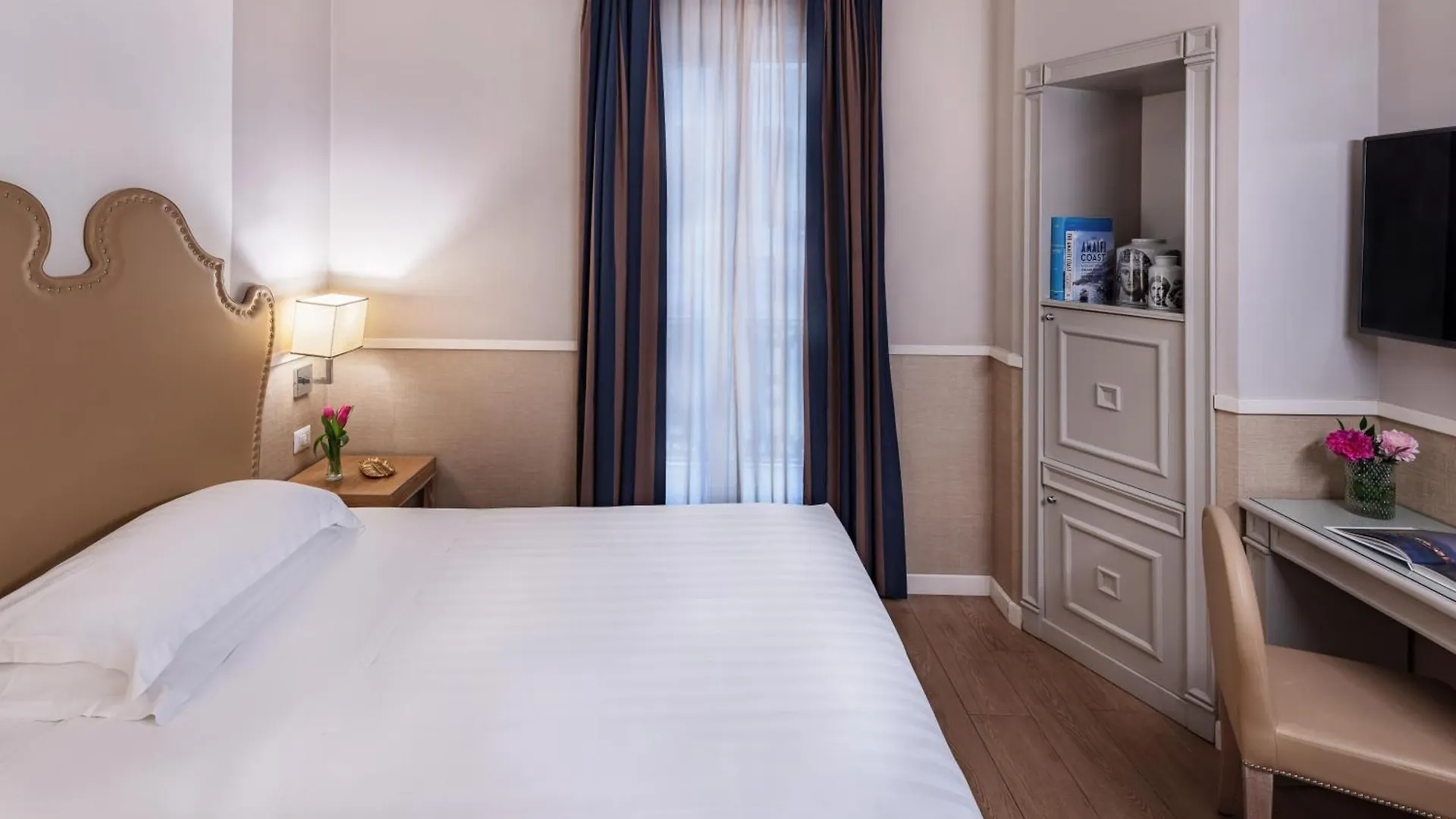 Hotel Starhotels Terminus Naples